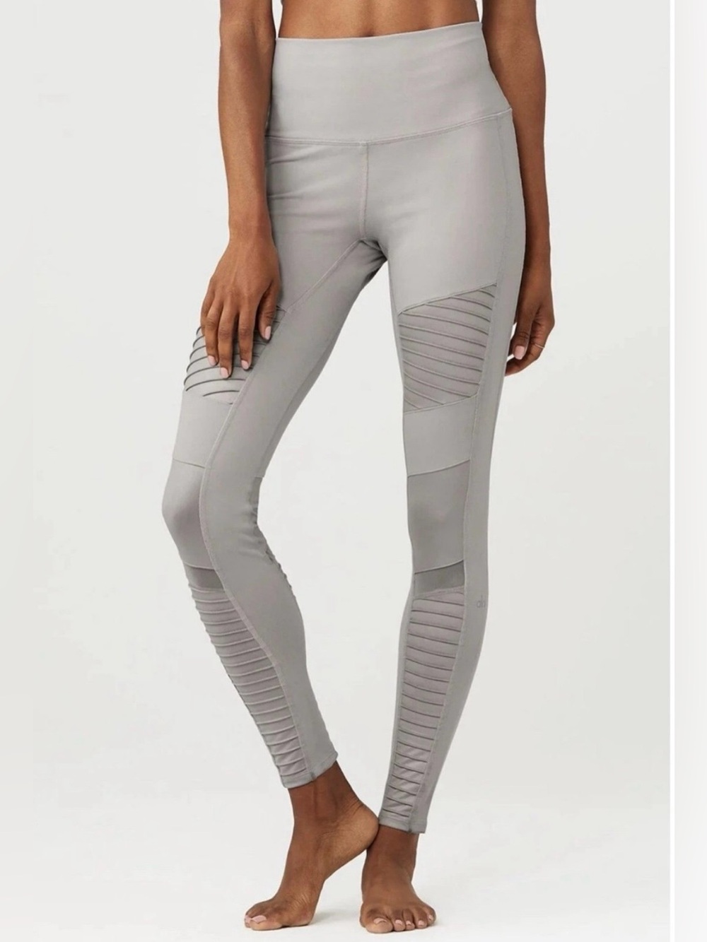Alo Yoga High Waist Moto Leggings light Gray Performance Yoga Activewear